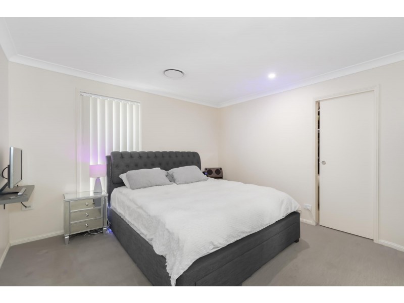 19 Gatina Crescent, Coomera QLD 4209