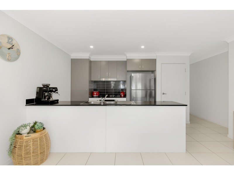 1/14 Xenia Street, Pimpama QLD 4209