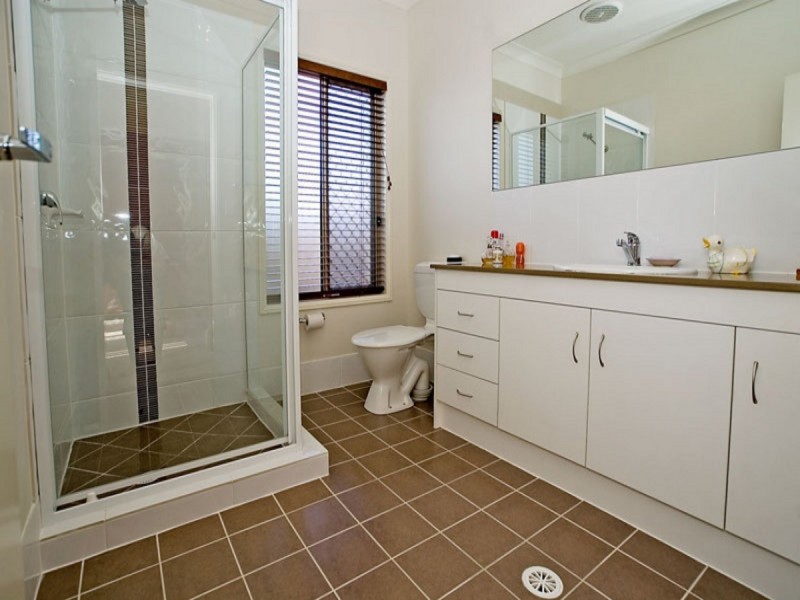 8 Macdonald Avenue, Upper Coomera QLD 4209