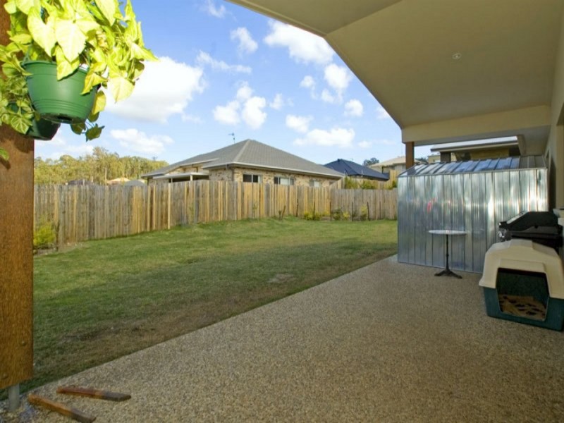 8 Macdonald Avenue, Upper Coomera QLD 4209