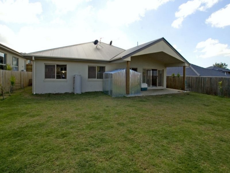 8 Macdonald Avenue, Upper Coomera QLD 4209