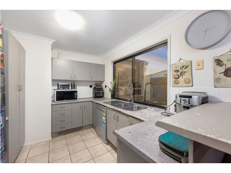 6 Nicola Way, Upper Coomera QLD 4209