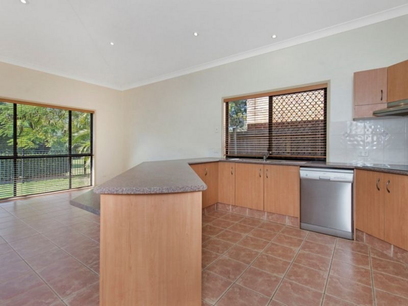 44 Albert Valley Drive, Bahrs Scrub QLD 4207