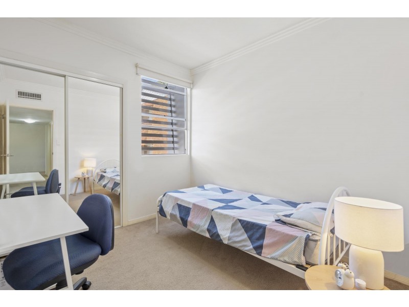 11/6-10 Rose Street, Southport QLD 4215
