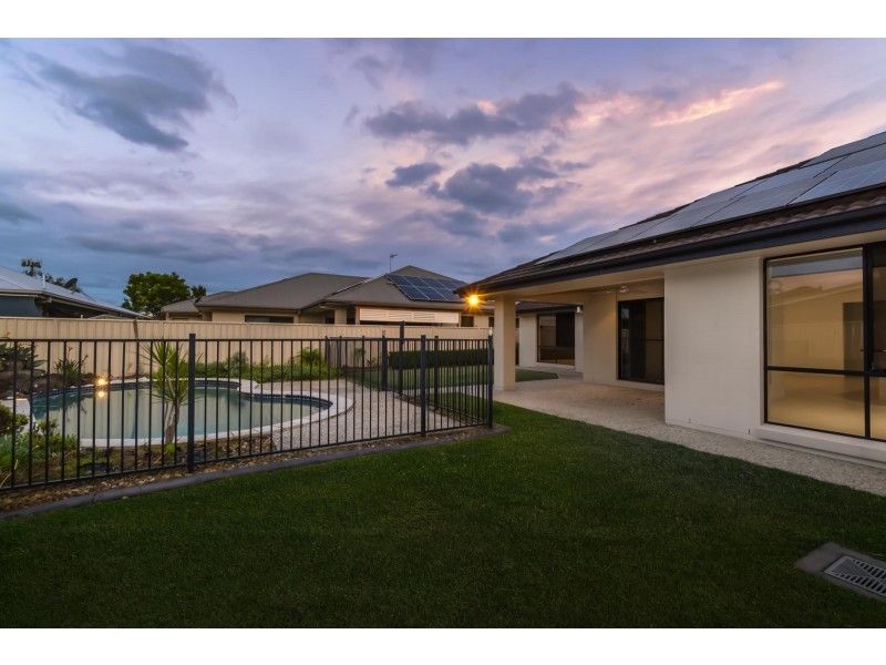 19 Lagos Court, Coombabah QLD 4216