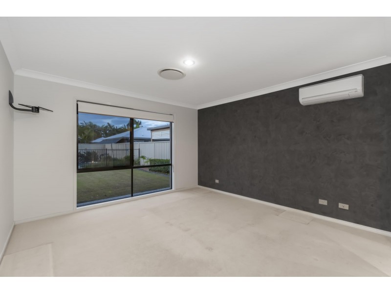 19 Lagos Court, Coombabah QLD 4216