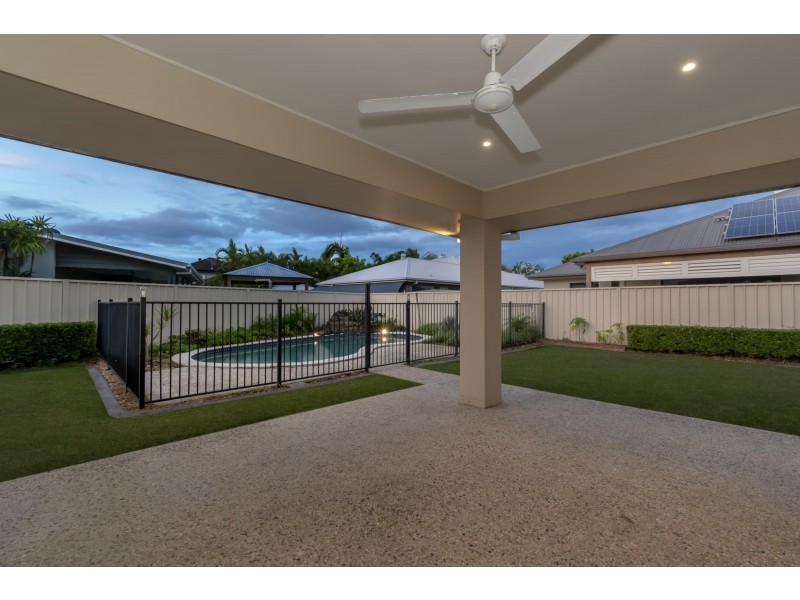 19 Lagos Court, Coombabah QLD 4216