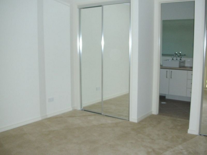 31 Serenade Drive, Coomera Waters QLD 4209