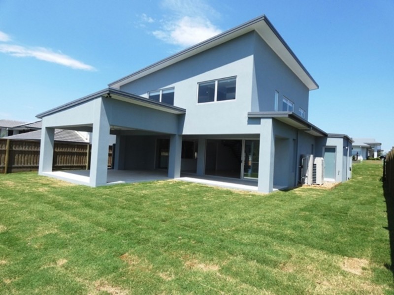 61 Wimmera Crescent, Upper Coomera QLD 4209