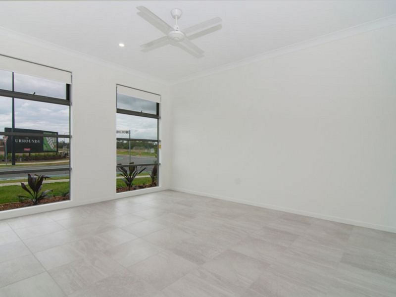 2 Laurel Drive, Helensvale QLD 4212