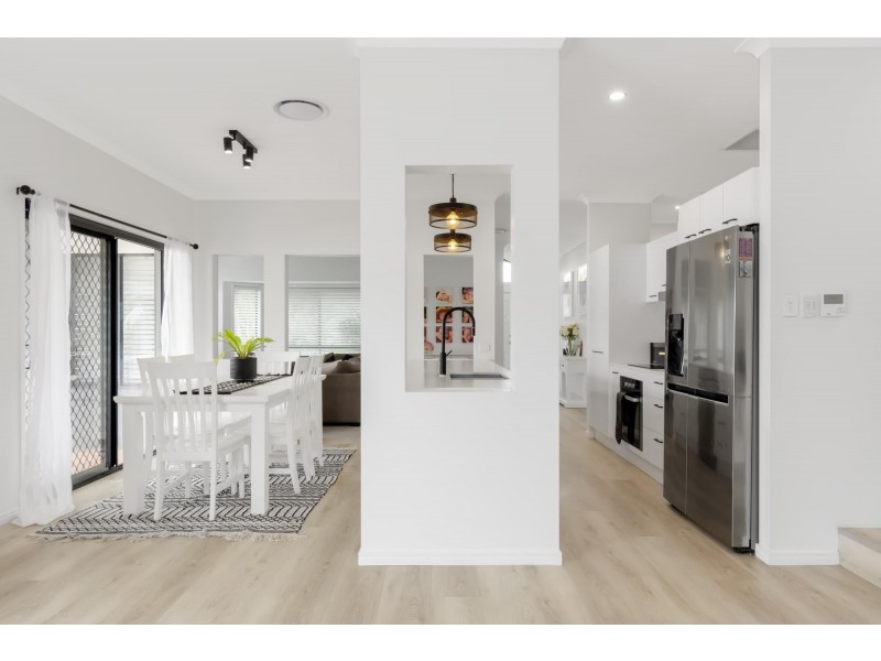 12 Albert Valley Drive, Bahrs Scrub QLD 4207