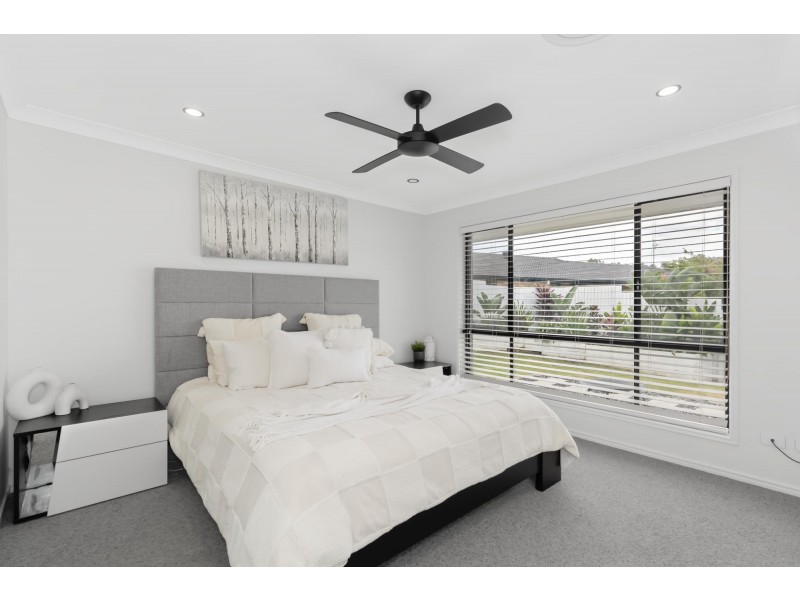 12 Albert Valley Drive, Bahrs Scrub QLD 4207