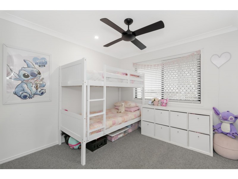 12 Albert Valley Drive, Bahrs Scrub QLD 4207