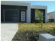 1/8 Peak Crescent, Pimpama QLD 4209