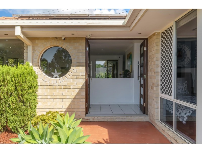 45 Palmerston Drive, Oxenford QLD 4210