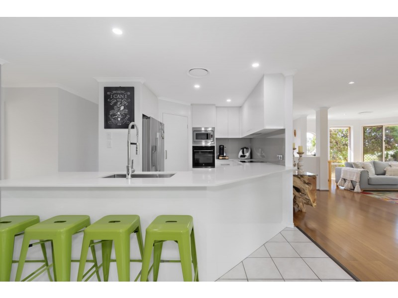 45 Palmerston Drive, Oxenford QLD 4210