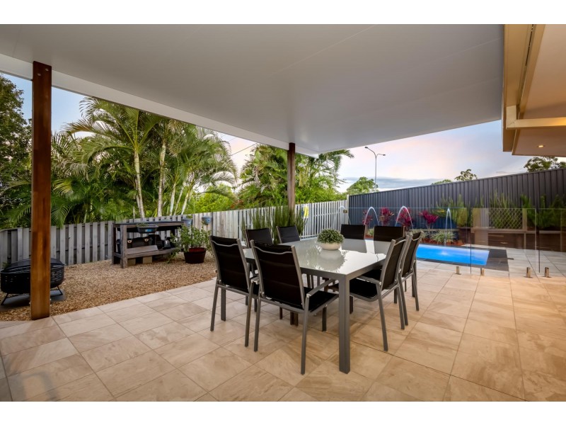 45 Palmerston Drive, Oxenford QLD 4210