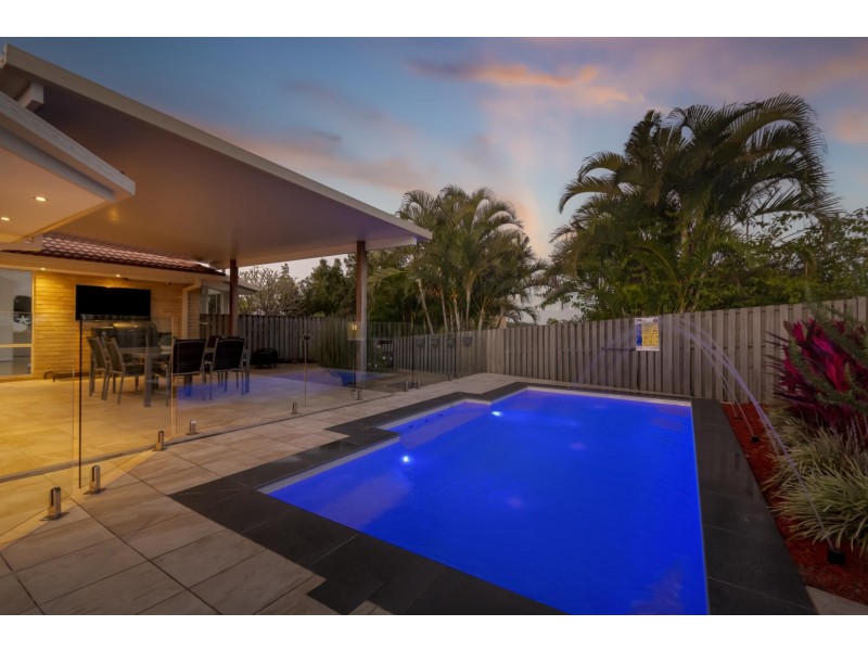 45 Palmerston Drive, Oxenford QLD 4210