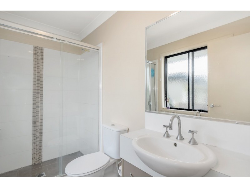 35 Christopher Street, Pimpama QLD 4209