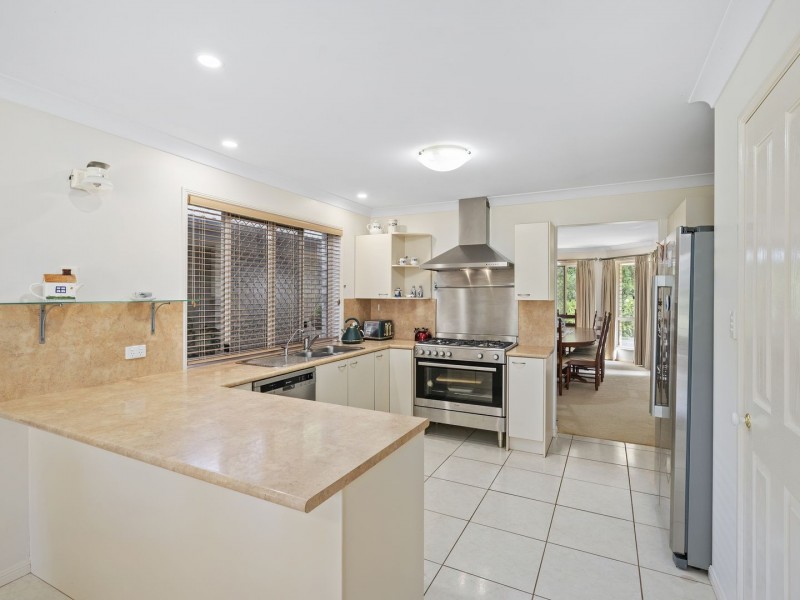734 Main Western Road, Tamborine Mountain QLD 4272