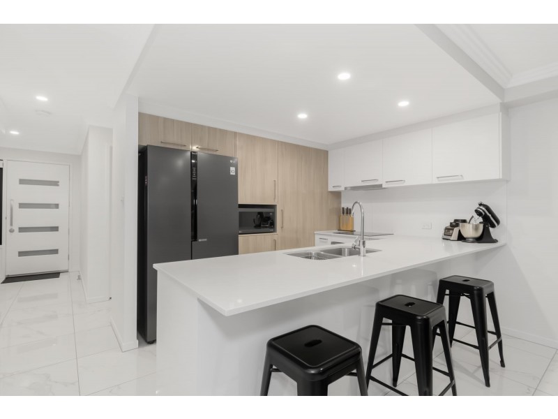 14/18 Tian Crescent, Upper Coomera QLD 4209