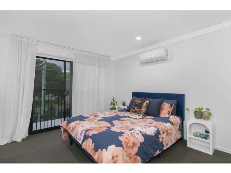 14/18 Tian Crescent, Upper Coomera QLD 4209