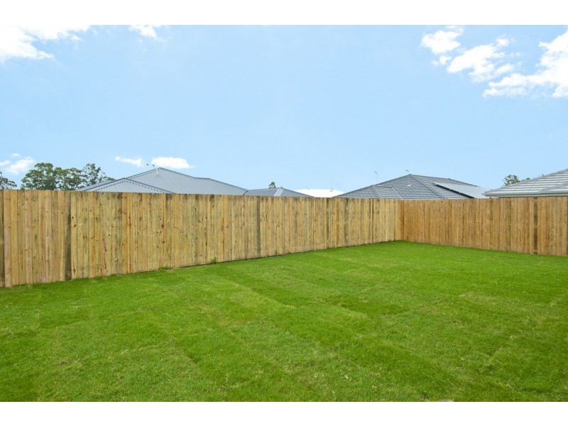 37 Fountain Street, Pimpama QLD 4209