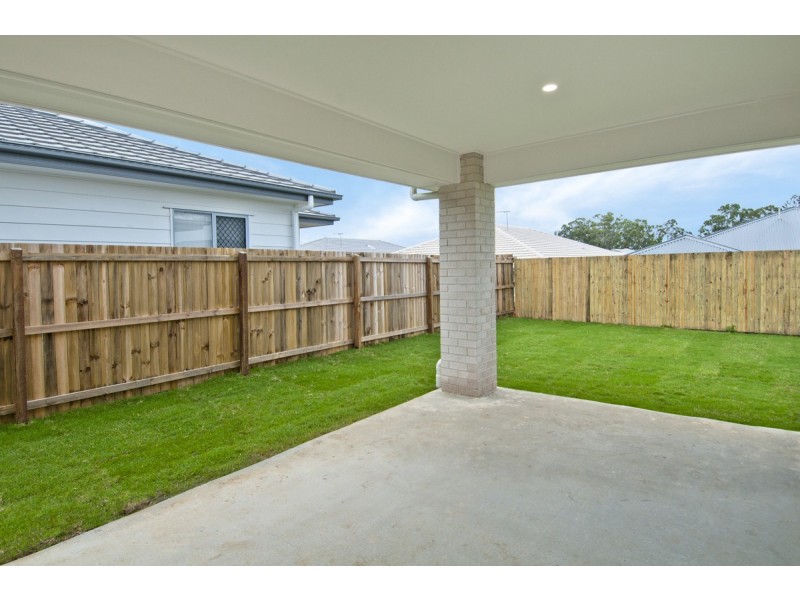 37 Fountain Street, Pimpama QLD 4209