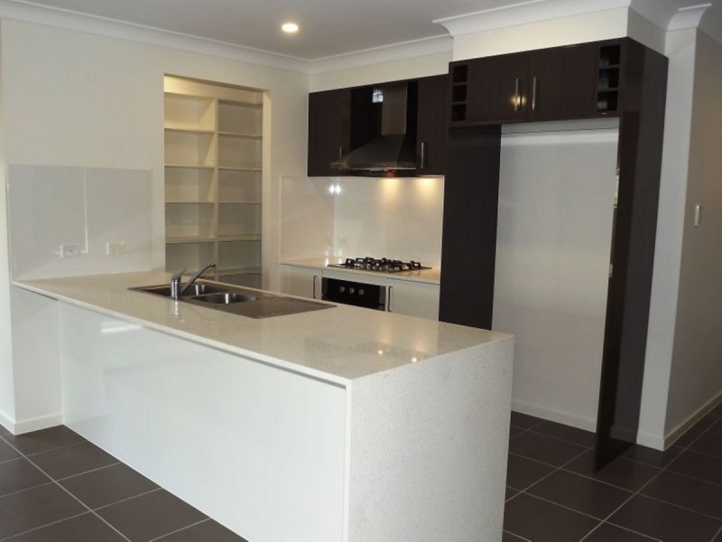 70 Taurus Circuit, Coomera QLD 4209
