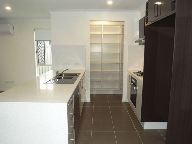 70 Taurus Circuit, Coomera QLD 4209