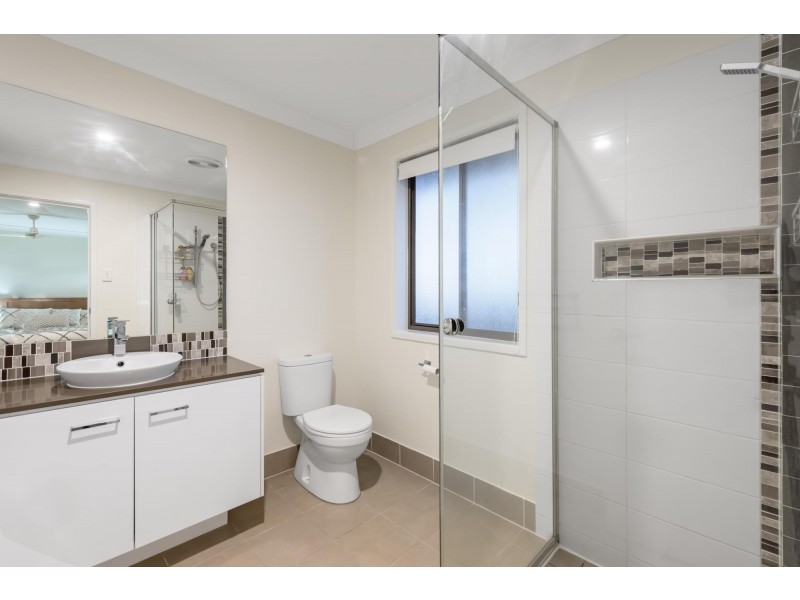 2 Alpine Lane, Pimpama QLD 4209