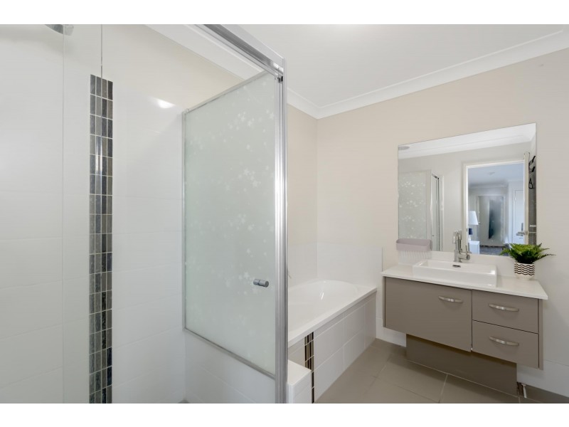 20 Taurus Circuit, Coomera QLD 4209