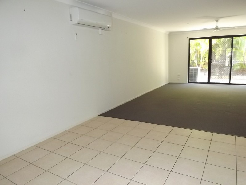 1/46 Bushgum Crescent, Upper Coomera QLD 4209