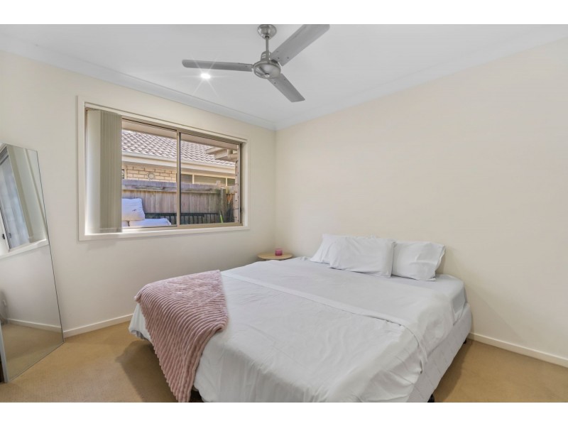 26 Percy Earl Crescent, Pimpama QLD 4209