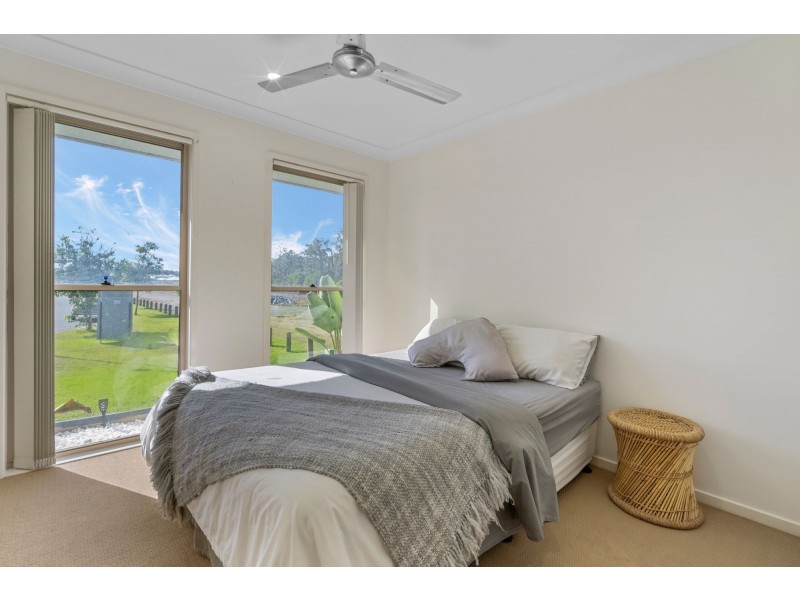 26 Percy Earl Crescent, Pimpama QLD 4209