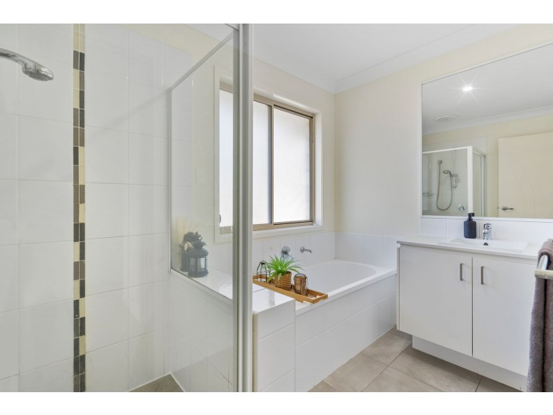 26 Percy Earl Crescent, Pimpama QLD 4209