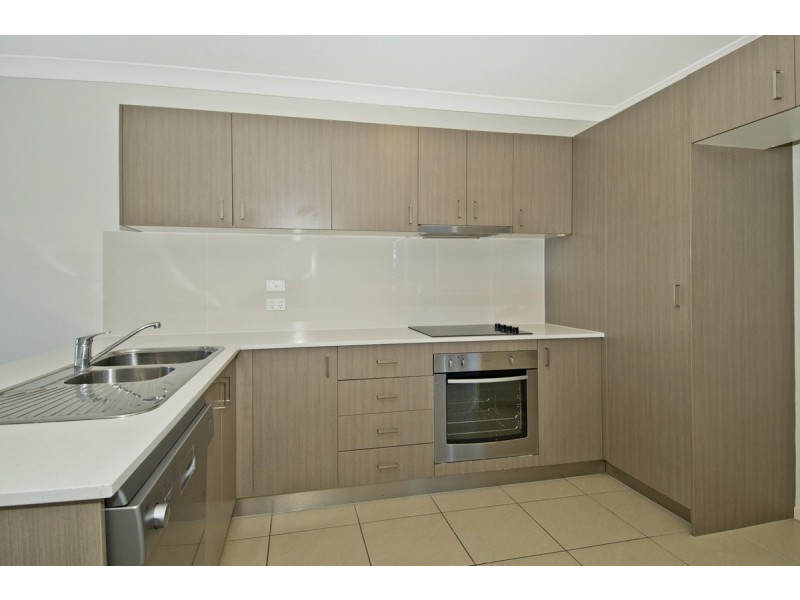 19/45 Christopher Street, Pimpama QLD 4209