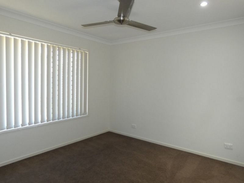 9 Winchester Crescent, Pimpama QLD 4209