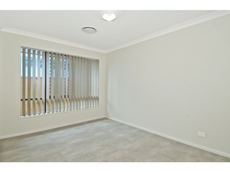 27 Amalfi Circuit, Jimboomba QLD 4280