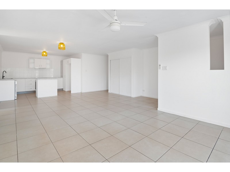 2/11 Stacer Street, Upper Coomera QLD 4209