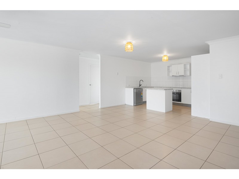 2/11 Stacer Street, Upper Coomera QLD 4209