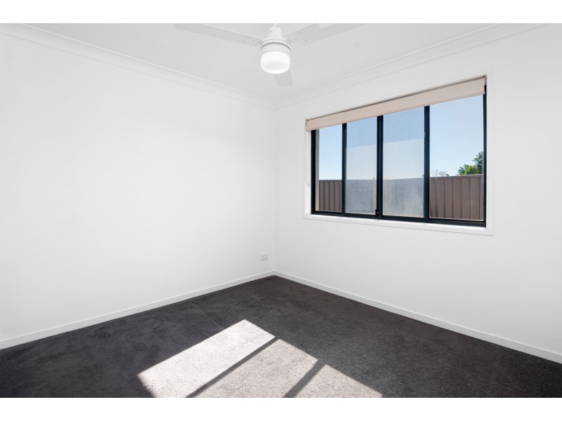 2/11 Stacer Street, Upper Coomera QLD 4209