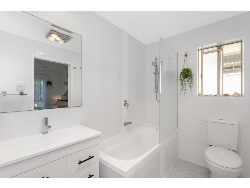 141 Discovery Drive, Helensvale QLD 4212