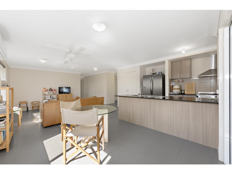 84 Lindeman Circuit, Pimpama QLD 4209