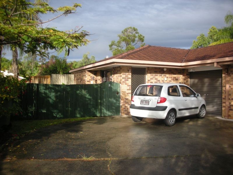 2/10 Fonda Place, Pacific Pines QLD 4211