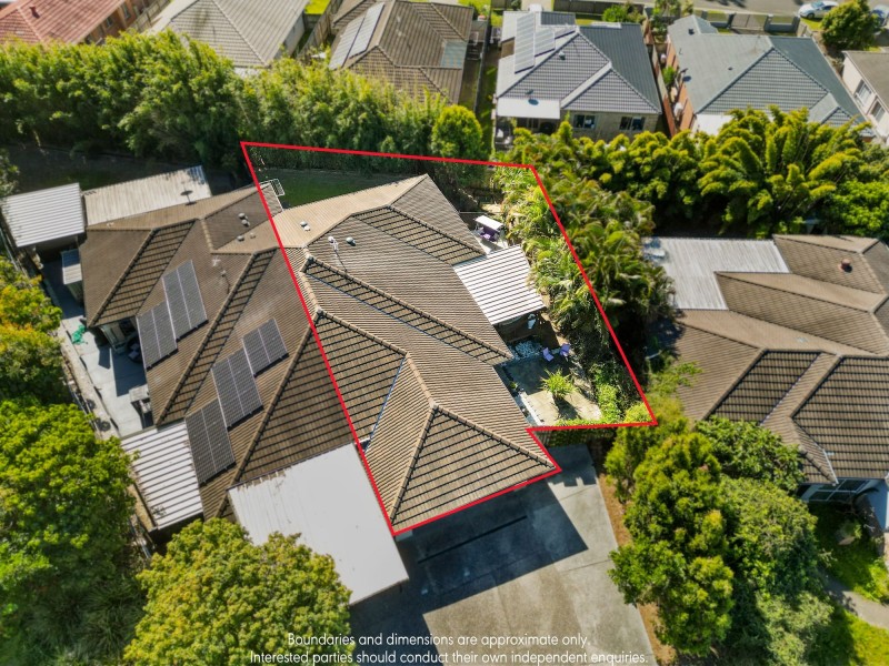 2/27 Heather Drive, Upper Coomera QLD 4209