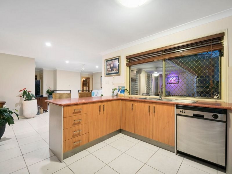 40 Roseapple Circuit, Oxenford QLD 4210