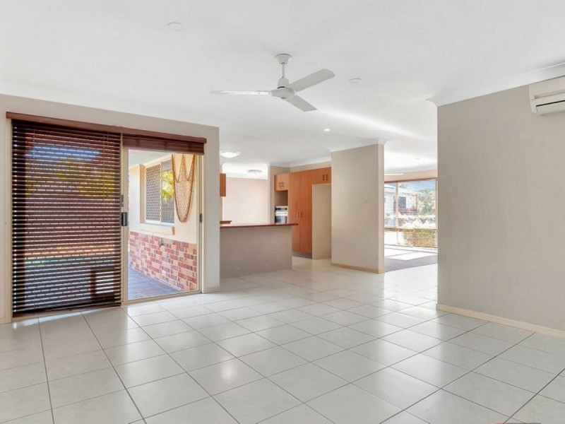 40 Roseapple Circuit, Oxenford QLD 4210