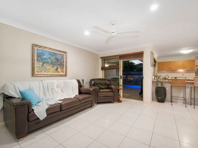 40 Roseapple Circuit, Oxenford QLD 4210