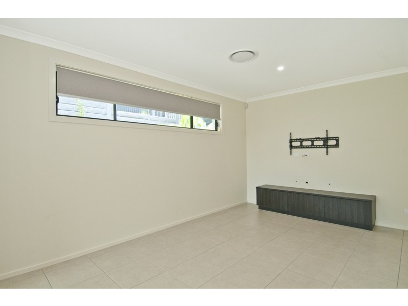 73 Challenger Way, Coomera QLD 4209